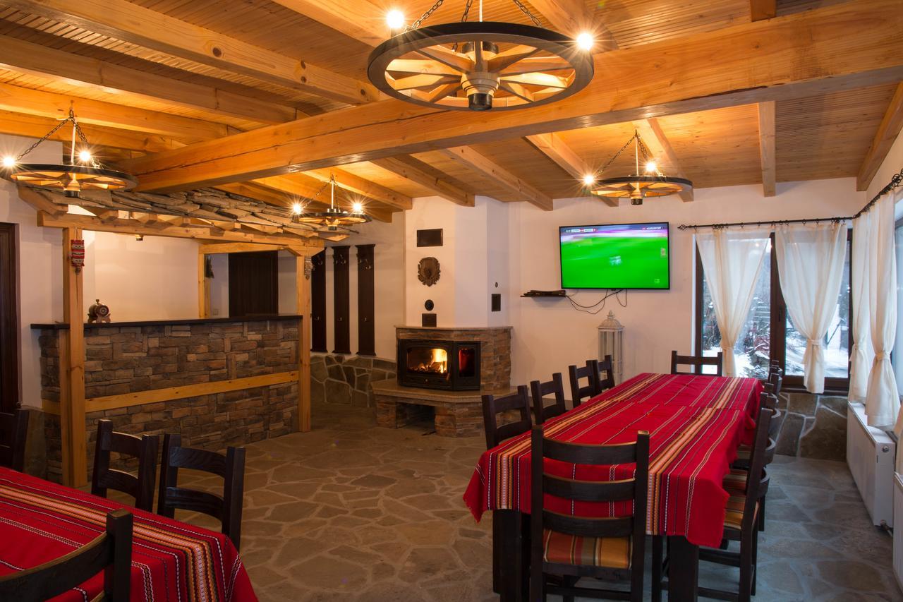 Guest House Ivan Cherni Osum Buitenkant foto